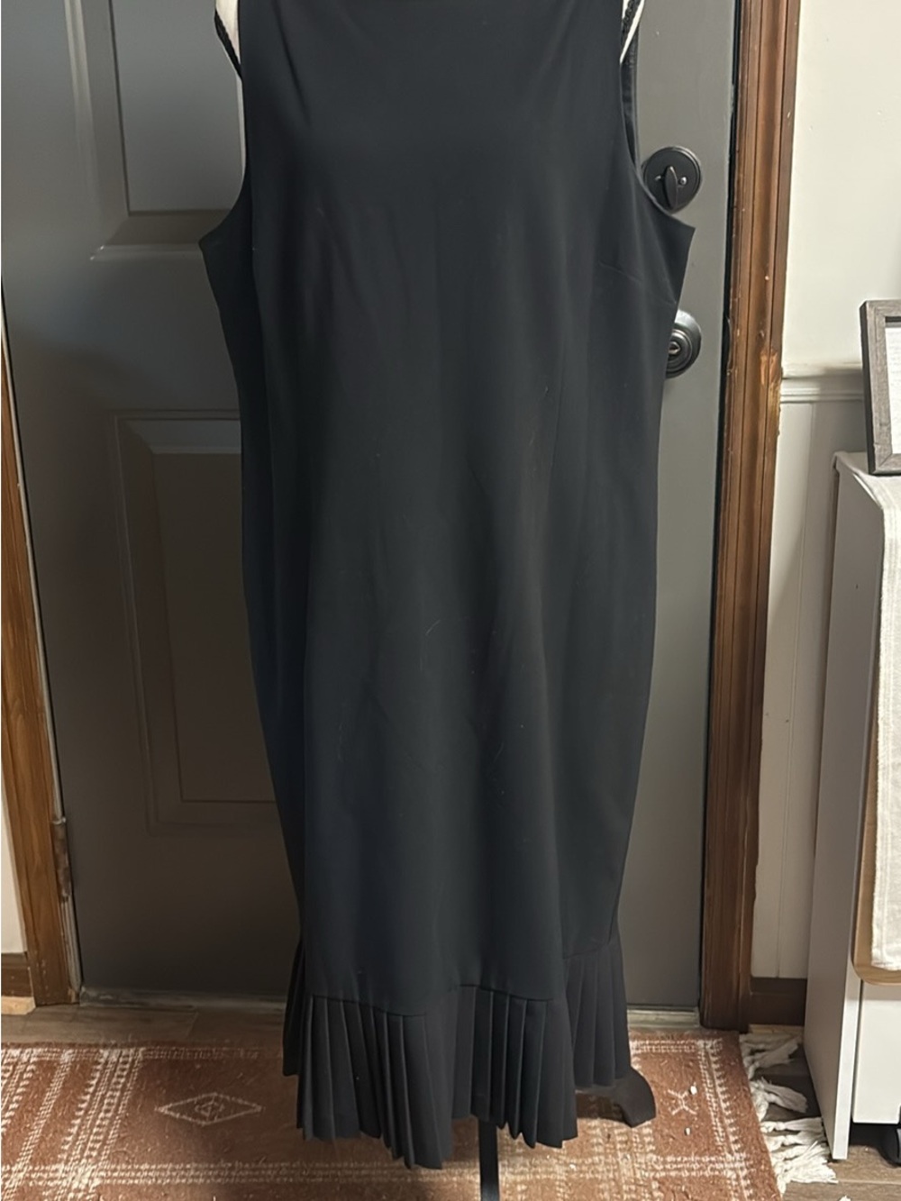 Bandolino Black Midi Dress with Pleated Hem